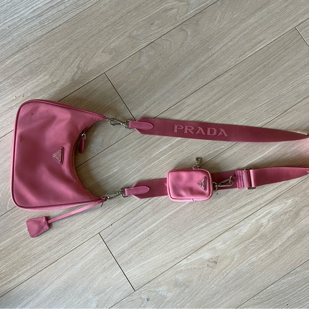Prada re edition re nylon in pink